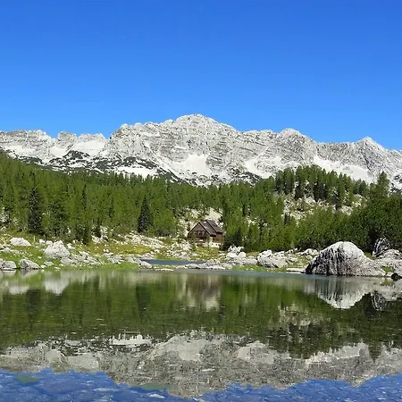 Casa vacanze Detached Holiday In West Of Slovenia Near Lake *