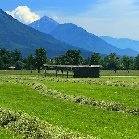בית נופש Detached Holiday In West Of Slovenia Near Lake
